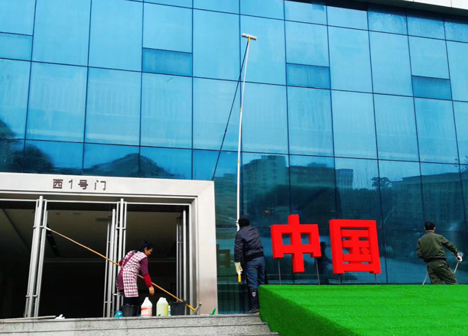校區(qū)內專業(yè)外墻清洗、建筑清洗
